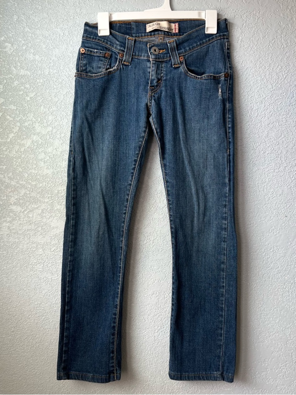 Vintage Y2K Levi’s Slouch Straight Jeans Low Rise Medium Wash Denim Size 3